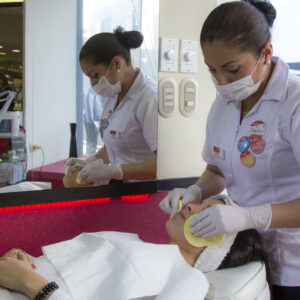 Tratamiento facial, Listas! Salón & Spa, Jockey plaza. Fototerapia, LED.